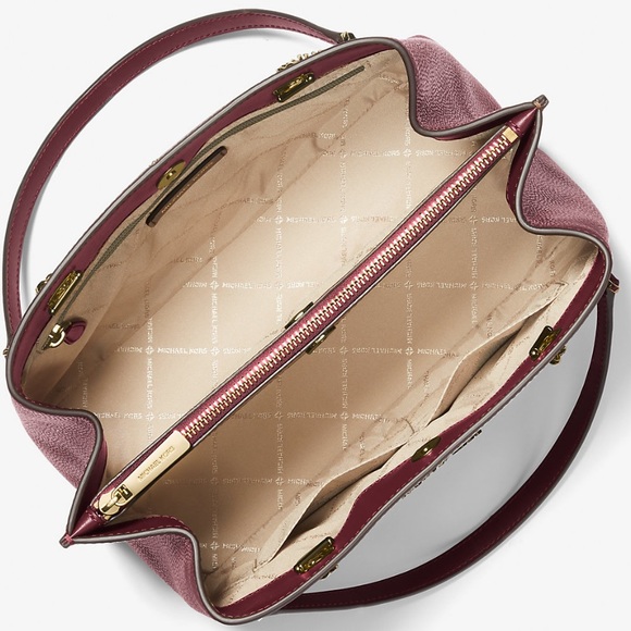 MICHAEL KORS
Teagan Large Pebbled Leather Shoulder Bag DARK CHERRY COLOR - Picture 2 of 3